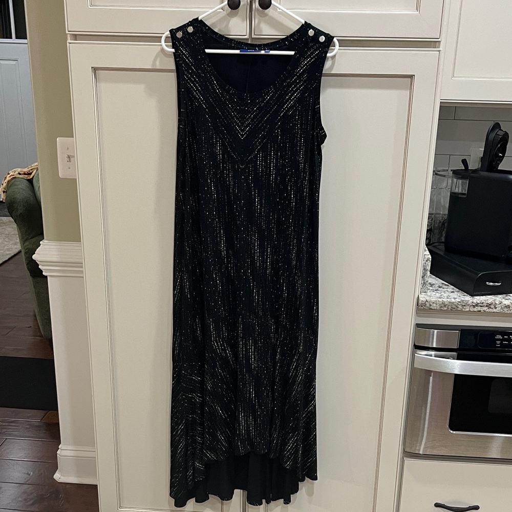 Elegant Black and Gold Women's Dress